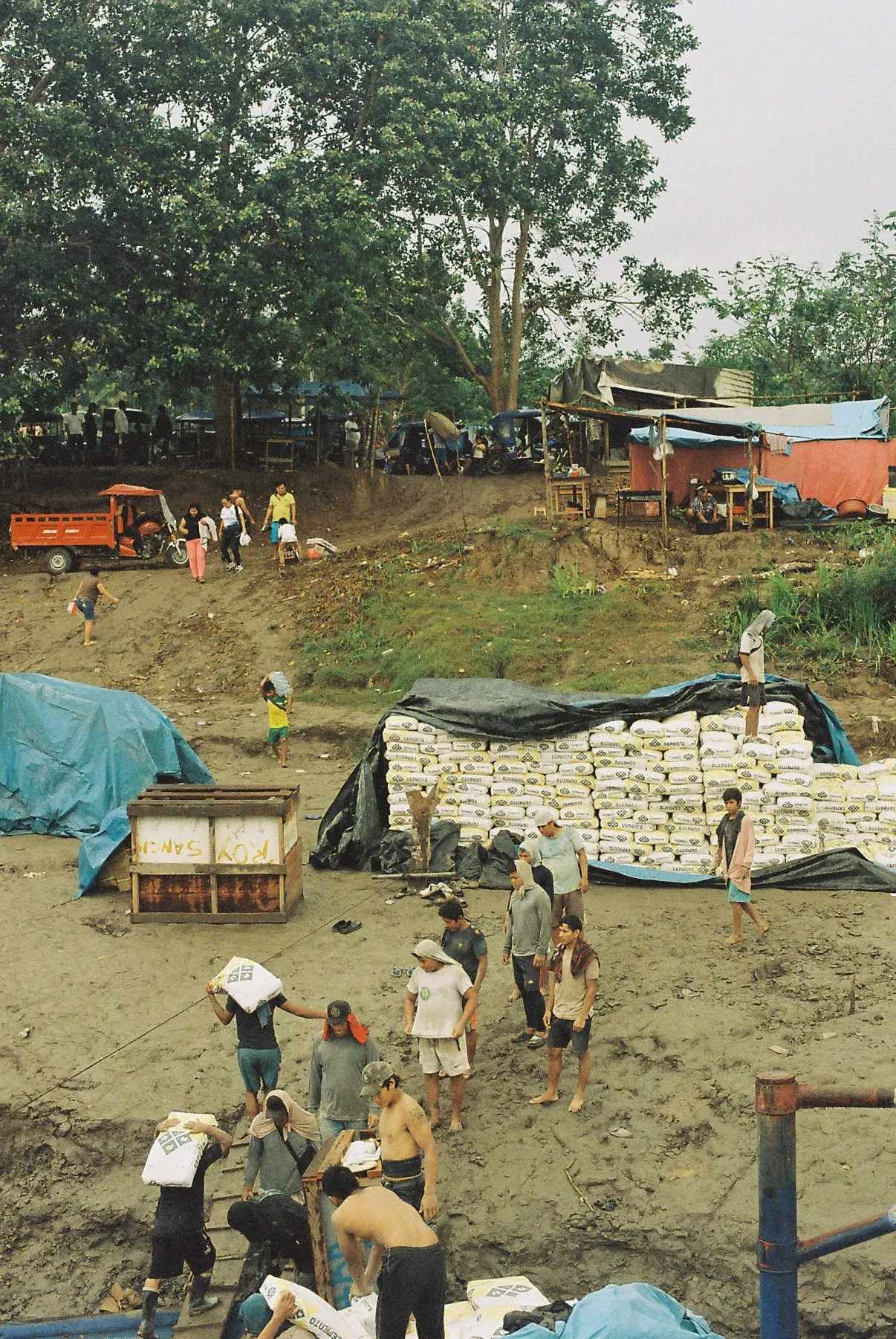 Amazon River Slow Boat — photo 31