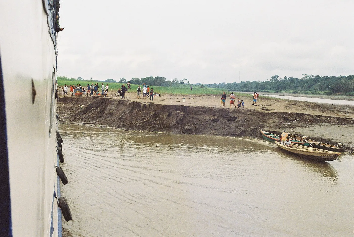 Amazon River Slow Boat — photo 9