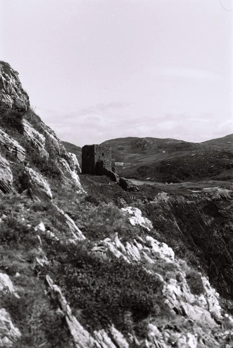 Ruined tower on the headland at Three Castle Head